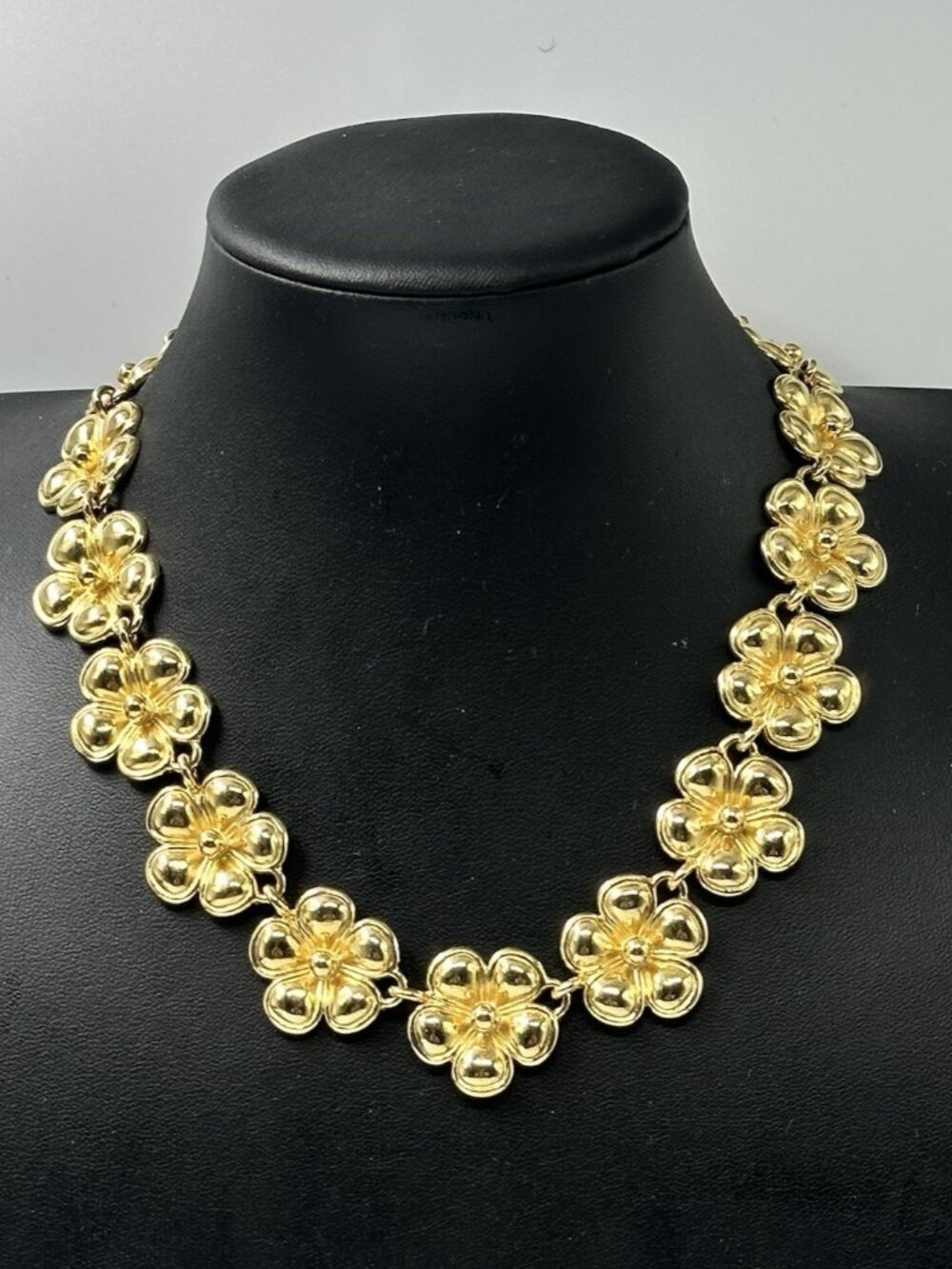 Vintage Erwin Pearl Necklace Gold Tone Flowers Statement Retro 14"